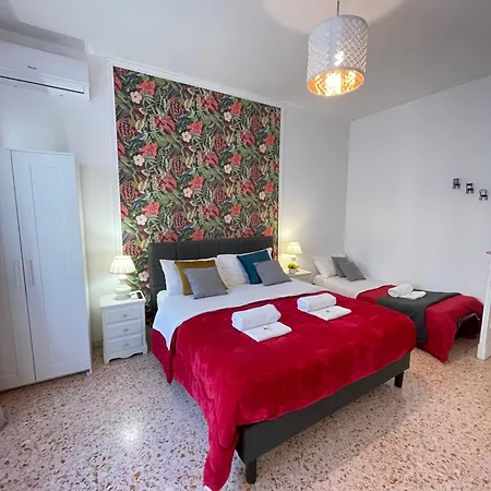 Forty1 Near Metro Cipro