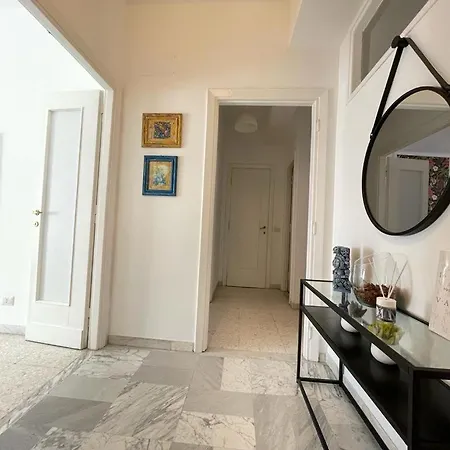 Apartment Forty1 Near Metro Cipro *