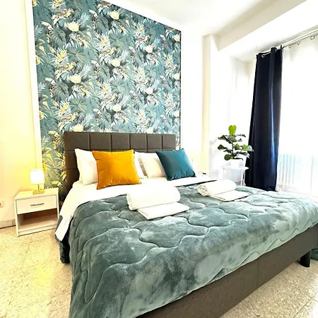 Forty1 Near Metro Cipro Rom